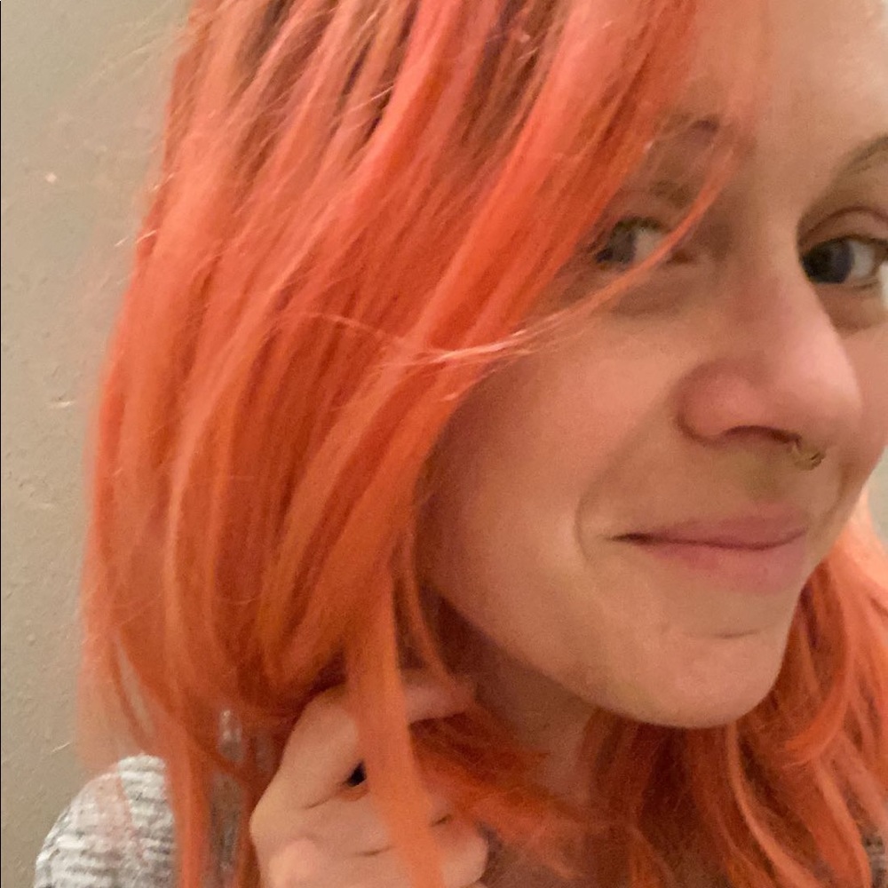 Meet your Posher, Stacey